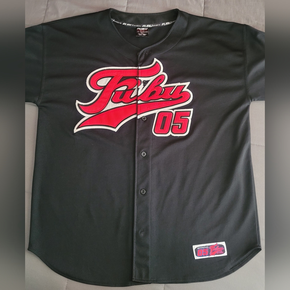Fubu jersey. Black and red. Excellent cond. 26x33